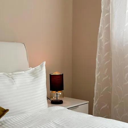 Michou 格兰芬豪森